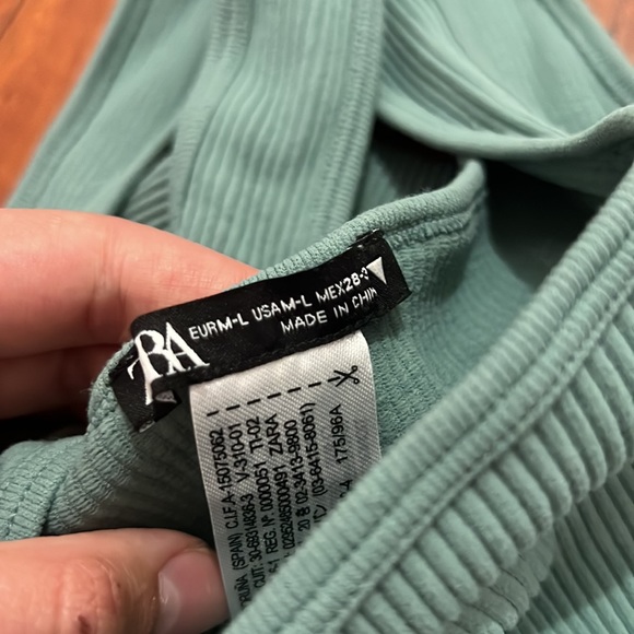 Zara ribbed tank and shorts set - Picture 4 of 4